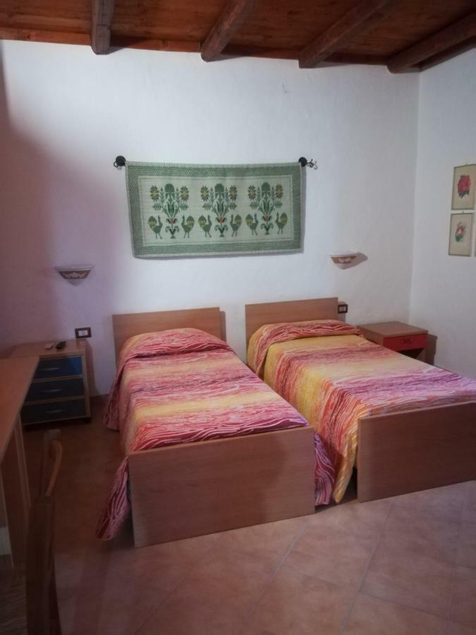 הוילה Villamassargia Casa Pinella מראה חיצוני תמונה