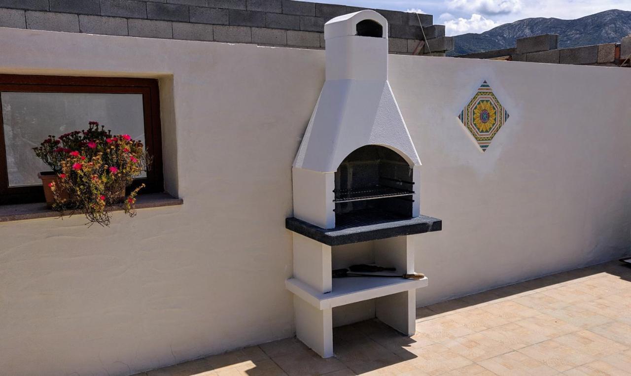 הוילה Villamassargia Casa Pinella מראה חיצוני תמונה